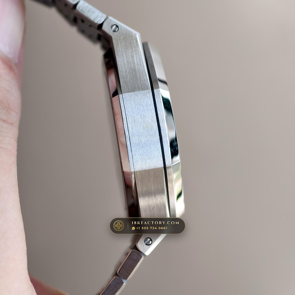 Audemars Piguet Royal Oak Selfwinding Chronograph 41mm Ref. 26240ST — XRF Certified Edition — Studio Gallery Plate VII in 904L Stainless Steel Custom Architecture (180.6g Verified Mass, Audemars Piguet Cal. 4401 Flyback Chronograph)