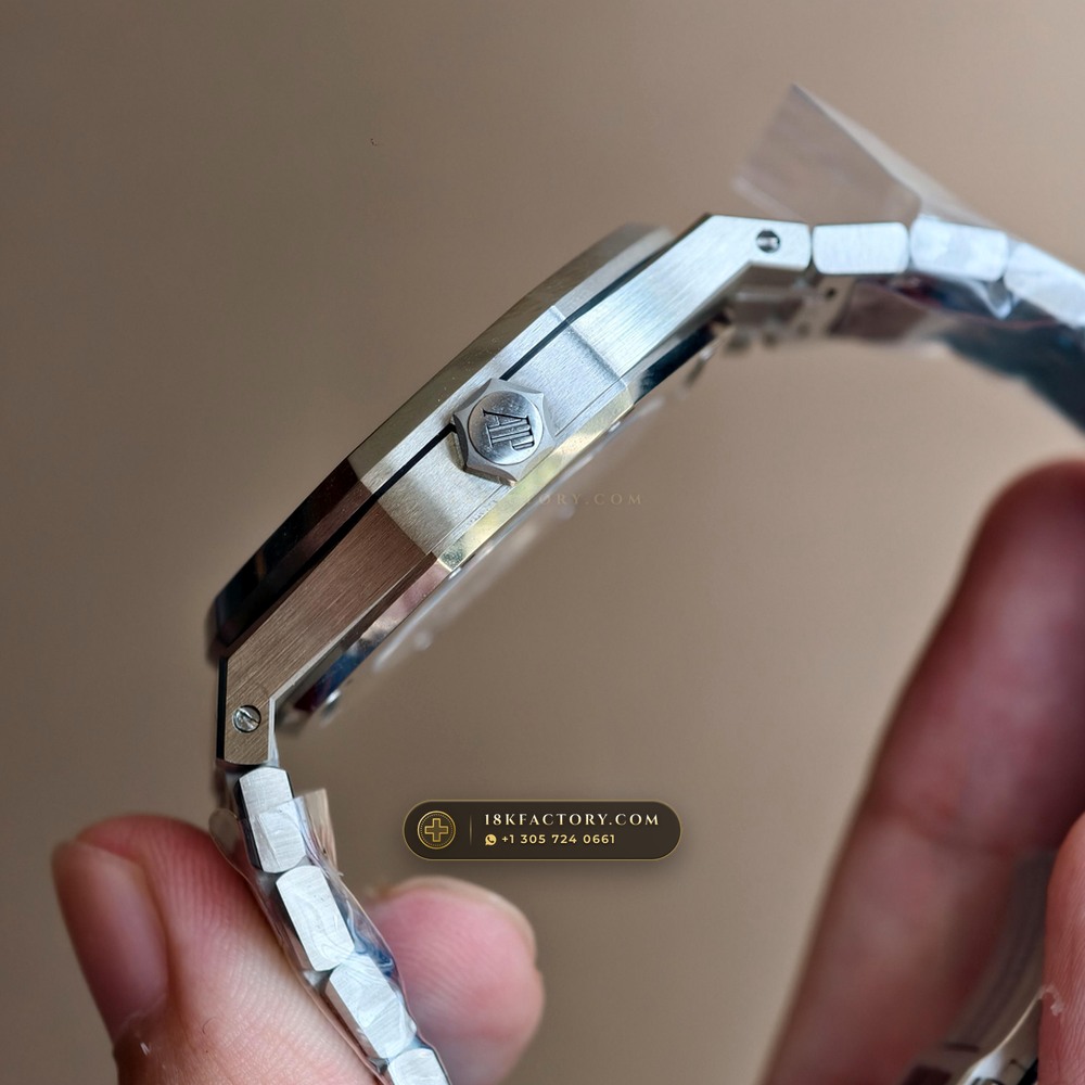 Audemars Piguet Royal Oak Double Balance Wheel Openworked 41mm Salmon Dial Ref. 15407ST.OO.1220ST.02 — XRF Certified Edition — Studio Gallery Plate XI in 904L Stainless Steel Custom Architecture (162.1g Verified Mass, Audemars Piguet Cal. 3132 Dual-Balance Openworked)