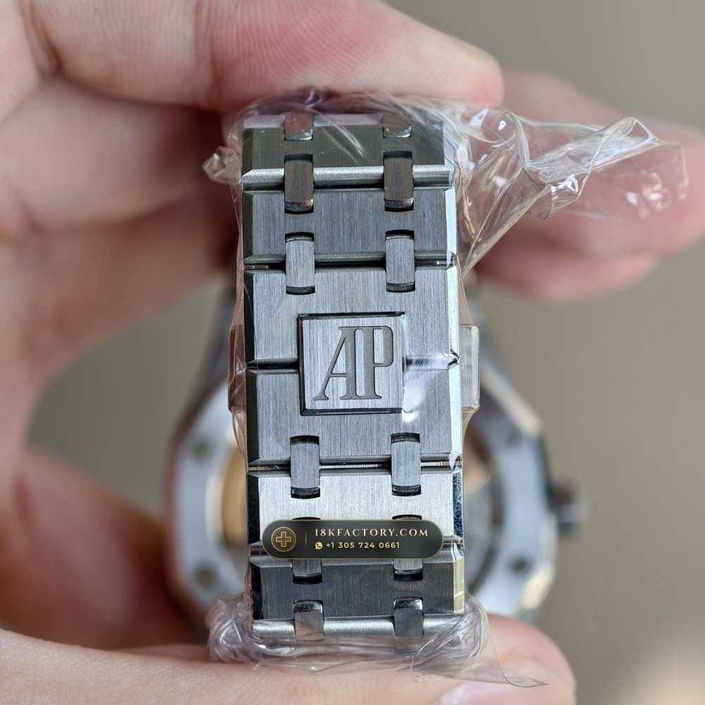 Audemars Piguet Royal Oak Selfwinding 41mm Custom Tapestry Dial Deep Crystal Optics Ref. 15510ST — XRF Certified Edition — Studio Gallery Plate XI in 904L Stainless Steel Custom Architecture (166.4g Verified Mass, Audemars Piguet Cal. 4302 - 70h Power Reserve)