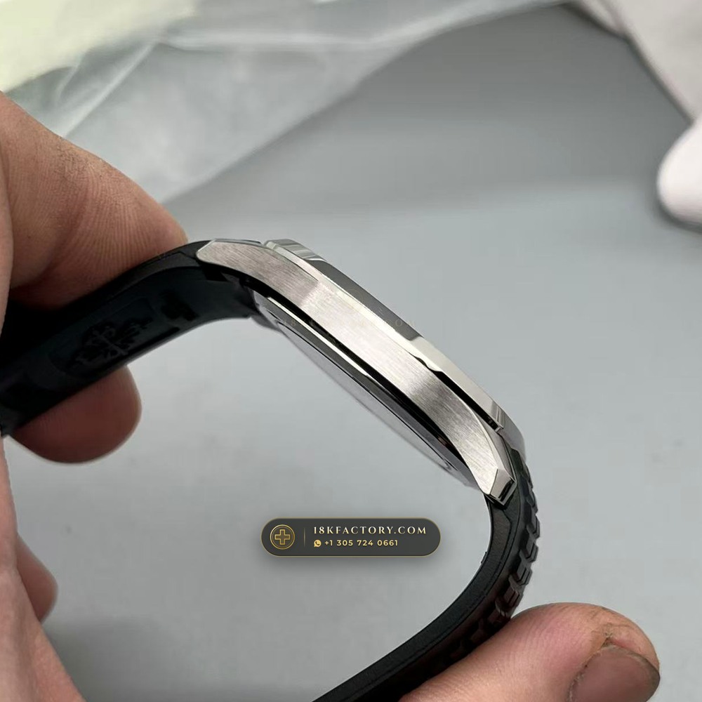 Patek Philippe Aquanaut Extra-Large Self-Winding Sapphire Caseback Spec Ref. 5167A — XRF Certified Edition — Studio Gallery Plate IX in 904L Stainless Steel Custom Architecture (79.1g Verified Mass, Patek Philippe Cal. 324 S C - 21K Gold Rotor)