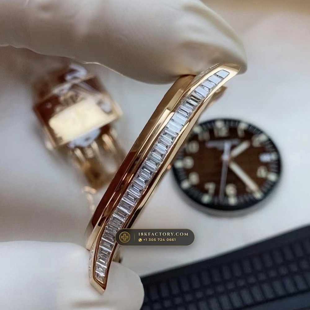Patek Philippe Aquanaut Extra-Large Self-Winding Diamond-Set Bezel 18K Rose Gold Ref. 5167/300R-010 — XRF Certified Edition — Studio Gallery Plate VII in 18K Rose Gold Au750 (108.4g Verified Mass, Patek Philippe Cal. 324 S C - 21K Gold Rotor)