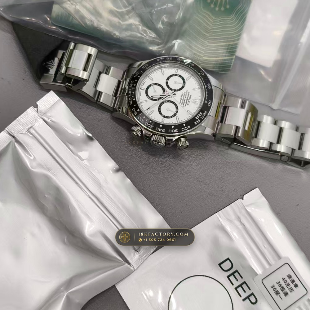 Rolex Cosmograph Daytona Custom SW Dial Deep Crystal Optics Ref. 126500 — XRF Certified Edition — Studio Gallery Plate XI in 904L Stainless Steel Custom Architecture (143.1g Verified Mass, Rolex Manufacture Cal. 4131 - 72h Power Reserve)