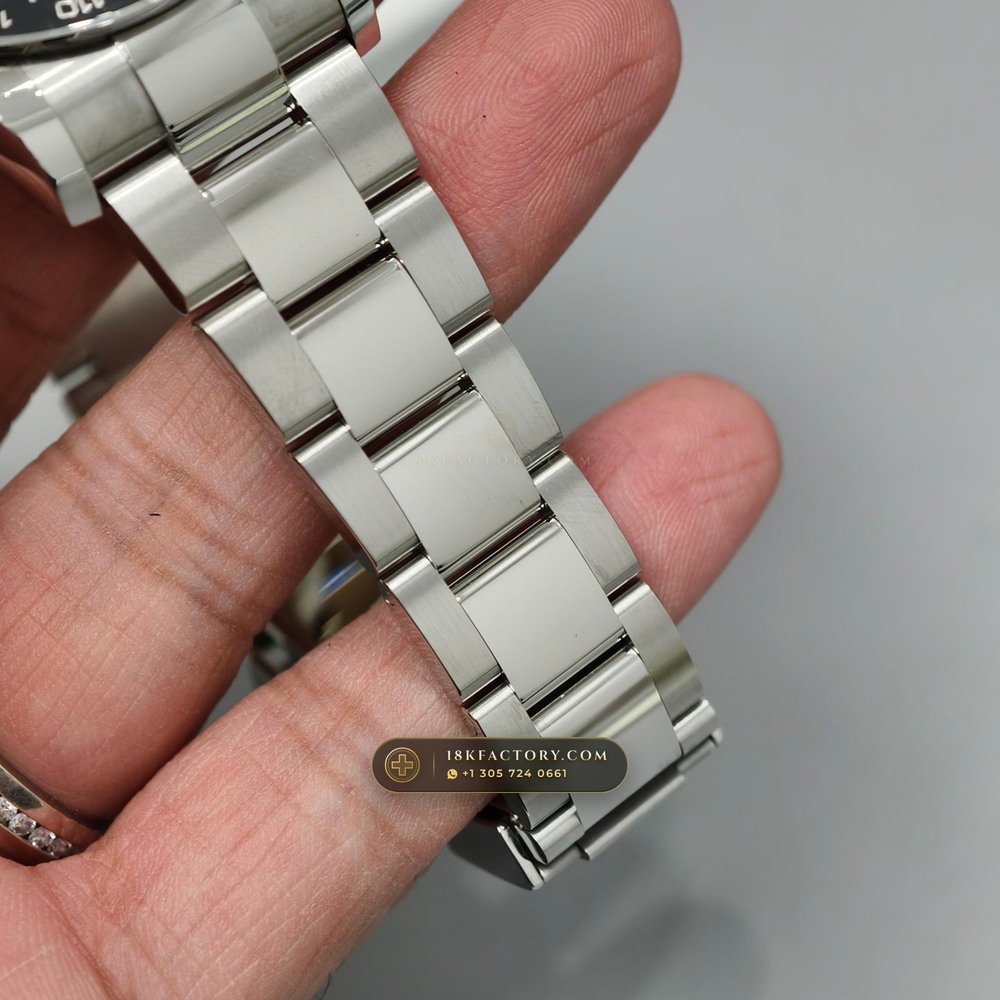 Rolex Cosmograph Daytona Custom SW Dial Deep Crystal Optics Ref. 126500 — XRF Certified Edition — Studio Gallery Plate VII in 904L Stainless Steel Custom Architecture (143.1g Verified Mass, Rolex Manufacture Cal. 4131 - 72h Power Reserve)