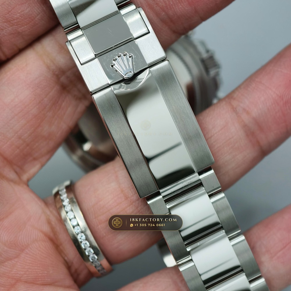 Rolex Cosmograph Daytona Custom SW Dial Deep Crystal Optics Ref. 126500 — XRF Certified Edition — Studio Gallery Plate IX in 904L Stainless Steel Custom Architecture (143.1g Verified Mass, Rolex Manufacture Cal. 4131 - 72h Power Reserve)
