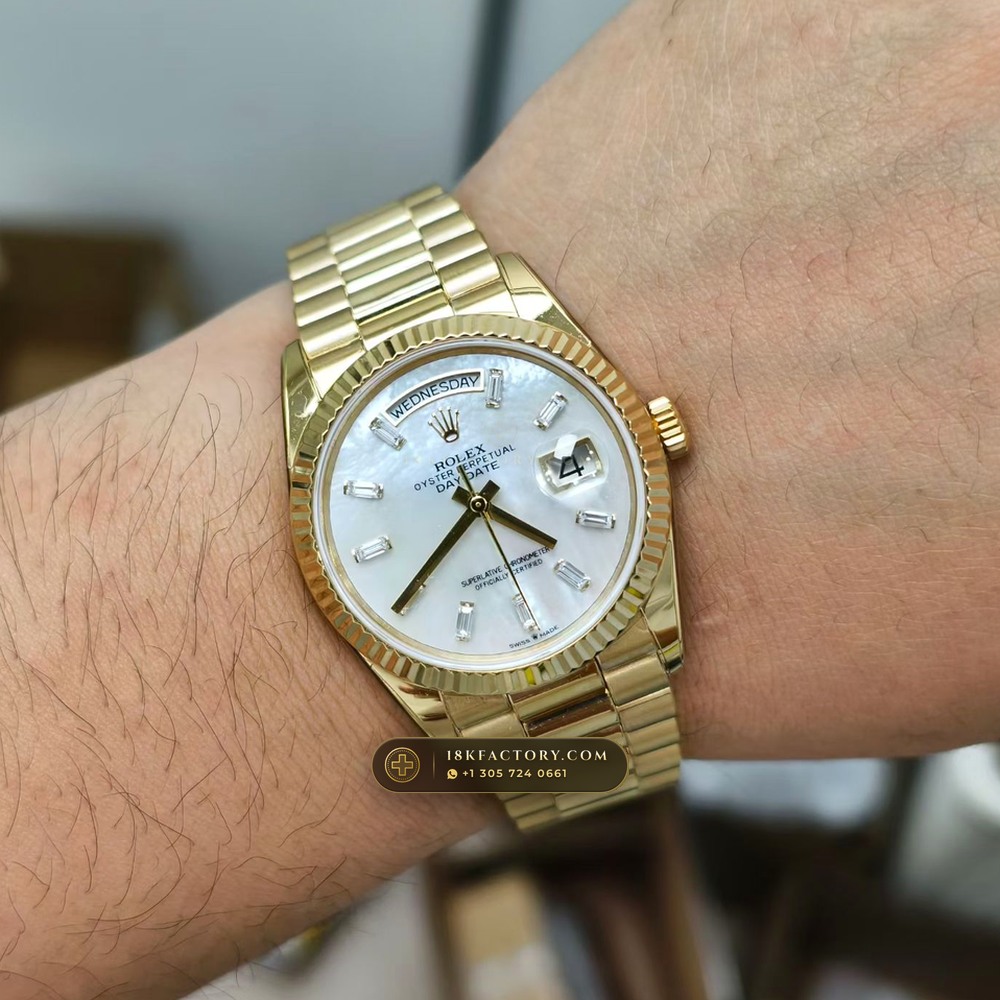Rolex Day-Date 36 Iridescent Natural Mother-of-Pearl Dial 18K Yellow Gold Ref. 128238 — XRF Certified Edition — Studio Gallery Plate VIII in 18K Yellow Gold Au750 (183.4g Verified Mass, Rolex Manufacture Cal. 3255 - 70h Power Reserve)
