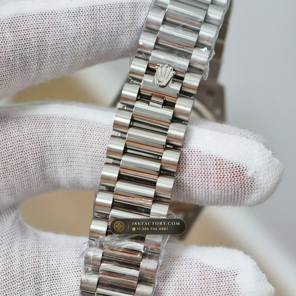 Rolex Day-Date 36 18K White Gold Ref. 128239 — XRF Certified Edition — Studio Gallery Plate VII in 18K White Gold Au750 (183.4g Verified Mass, Rolex Manufacture Cal. 3255 - 70h Power Reserve)