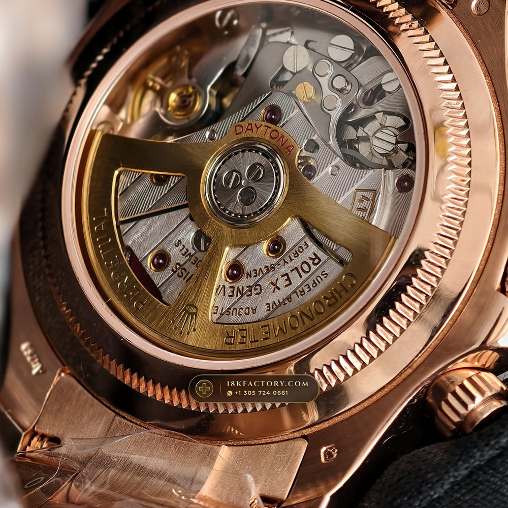 Rolex Cosmograph Daytona Le Mans 100th Anniversary 18K Everose Gold Deep Crystal Optics Ref. 126525LN — XRF Certified Edition — Studio Gallery Plate VII in 18K Rose Gold Au750 (216.1g Verified Mass, Rolex Manufacture Cal. 4132 - 24h Le Mans)