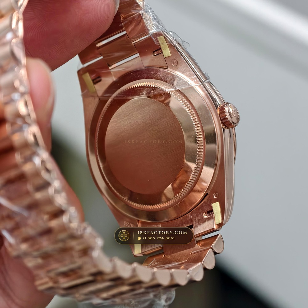 Rolex Day-Date 40 18K Everose Gold Hand-Chamfered Bevel Spec Ref. 228235 — XRF Certified Edition — Studio Gallery Plate VII in 18K Rose Gold Au750 (210.4g Verified Mass, Rolex Manufacture Cal. 3255 - 70h Power Reserve)