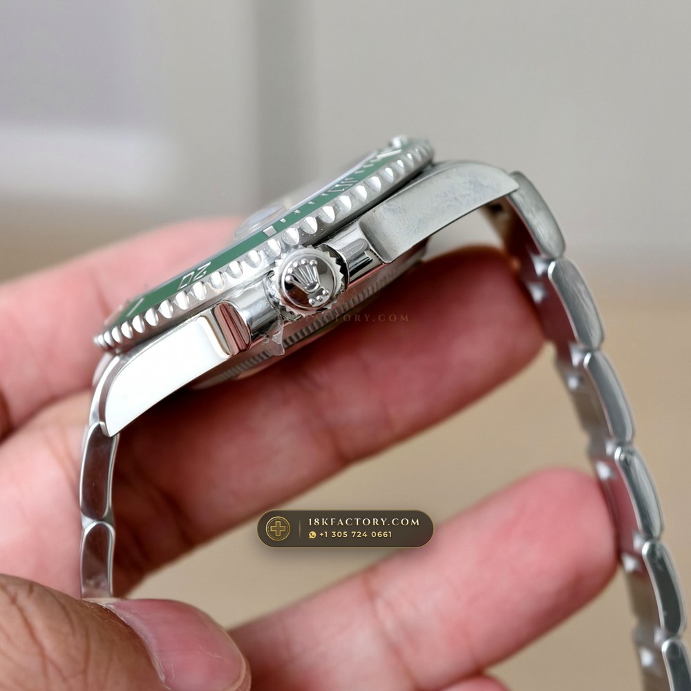 Rolex Submariner Date Hulk Sunburst Green Dial Ref. 116610LV — XRF Certified Edition — Studio Gallery Plate IX in 904L Stainless Steel Custom Architecture (156.7g Verified Mass, Rolex Manufacture Cal. 3135)