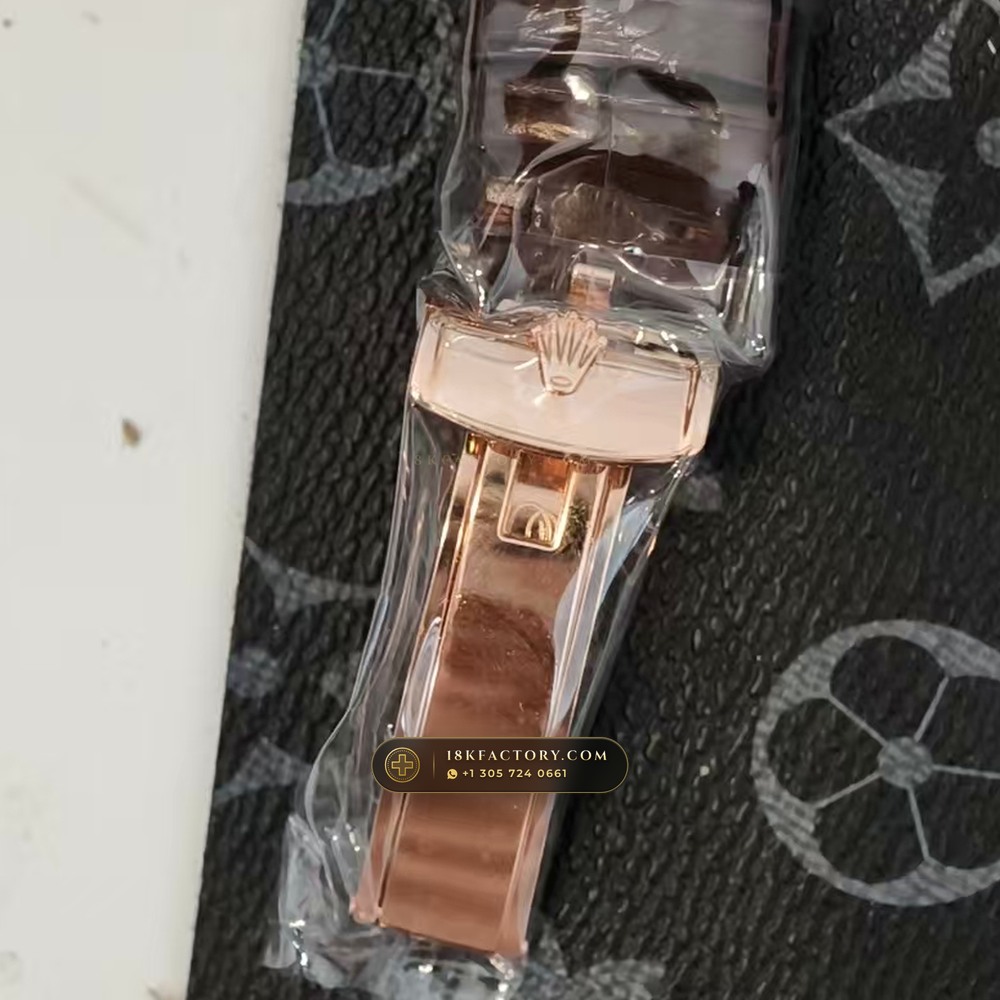Rolex Day-Date 36 Gibeon Meteorite Dial 18K Everose Gold Ref. 118135 — XRF Certified Edition — Studio Gallery Plate VII in 18K Rose Gold Au750 (118.9g Verified Mass, Rolex Manufacture Cal. 3155)